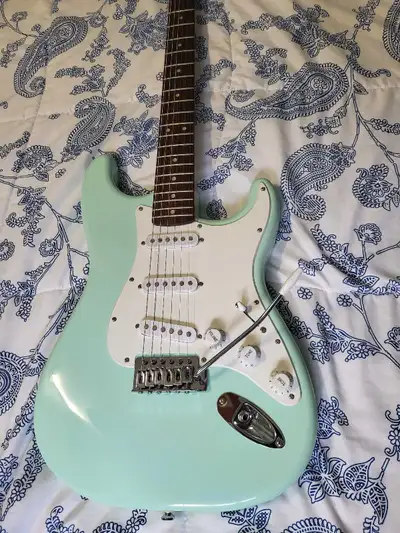 Squier Bullet Strat , View more