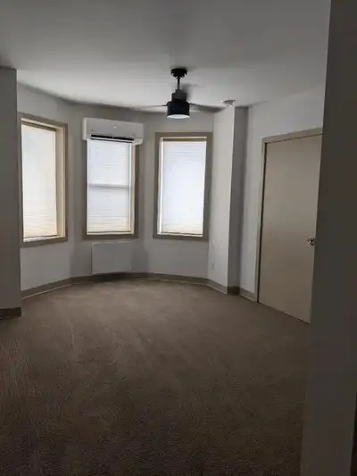 1 bed apartment Fenelon Falls