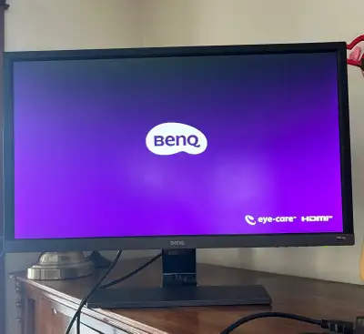 ‼️Barely used BenQ monitor for sale (28 inch, 4K‼️, View more