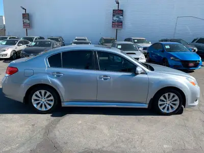 Looking for a reliable, rugged, and fun-to-drive car? Look no further! This 2012 Subaru Legacy 3.6R...