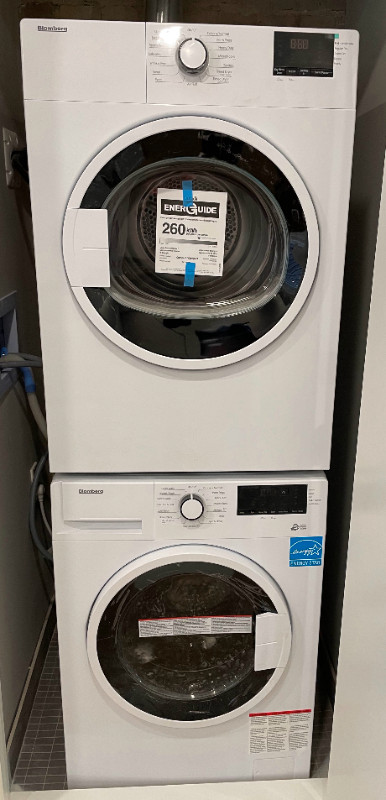 Blomberg Washer & Electric Dryer Combo (40% off) in Washers & Dryers in City of Toronto