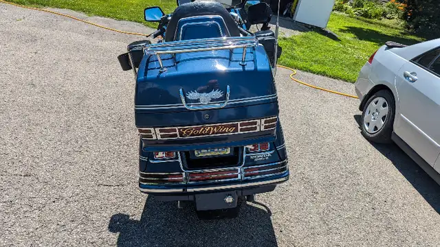 1988 GL1500 Goldwing in Touring in Brockville - Image 3