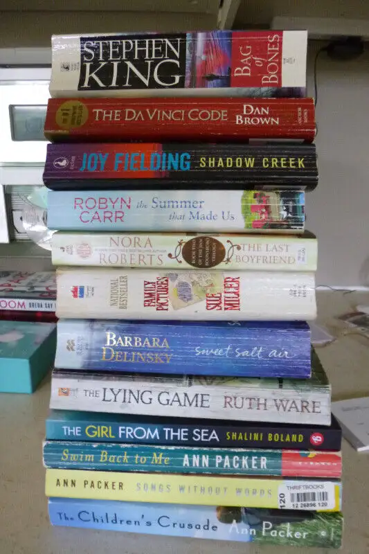Assorted Fiction books in Fiction in London - Image 2