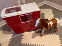 NEW Horse and Horse Trailer Toy
