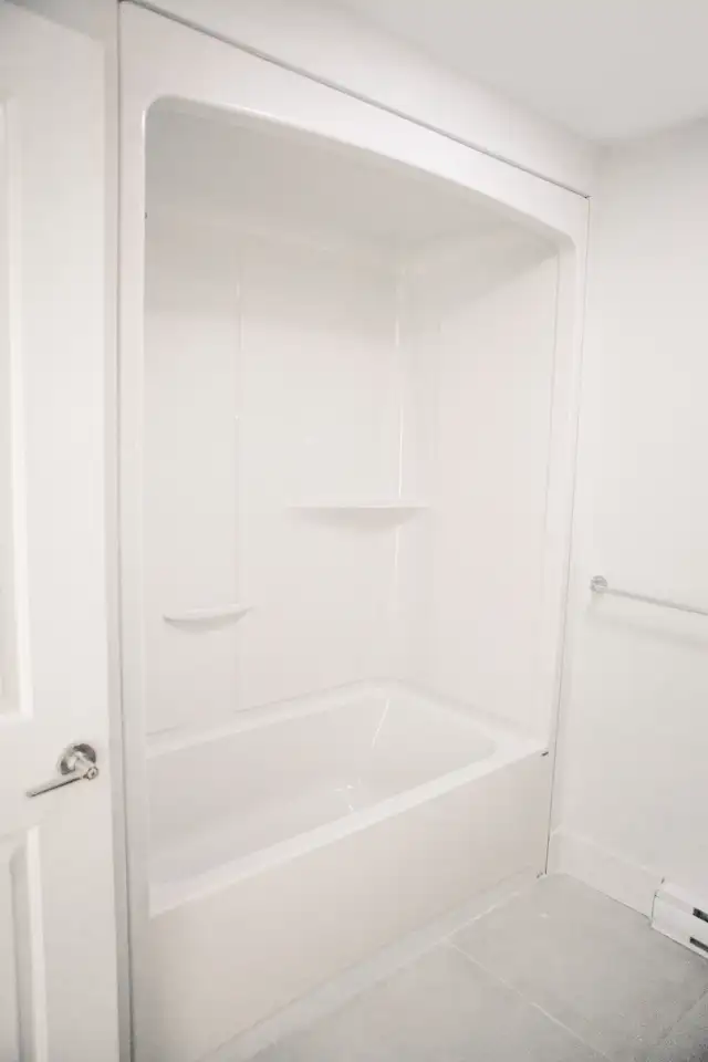 Unit 207 at 547 Cliffe St. Free Underground parking in Long Term Rentals in Fredericton - Image 6