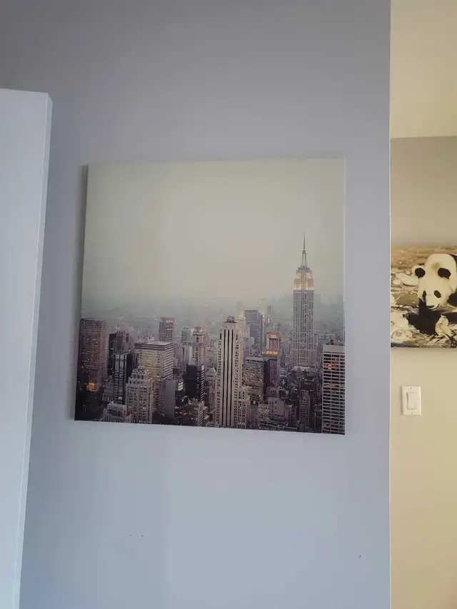 22 x22 inch Canvas NYC  in Home Décor & Accents in Ottawa - Image 2