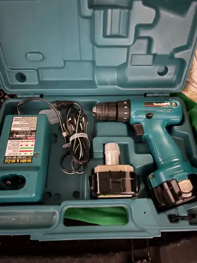 Makita drill sets with two batteries and charger, View more