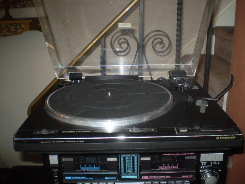 PIONEER PL-570 AUTO STEREO TURNTABLE Everything Working for sale  