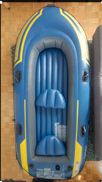 Intex Challenger 3 Inflatable boat