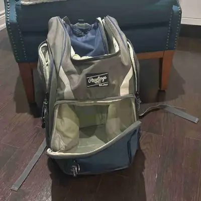 Rawlings Baseball Bag Like New, View more