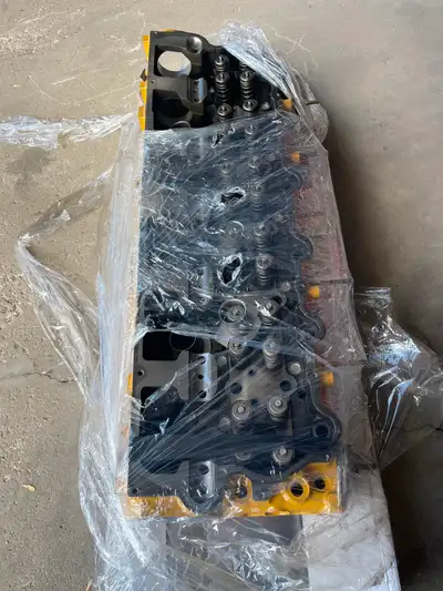 2011 Kenworth T800 reconditioned Cylinder head from C15 engine In excellent condition for sale