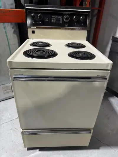 Cuisinière 24po Amande | ARE21180 - Admiral ***USAGÉ***, View more