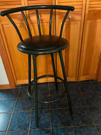 Bar stool