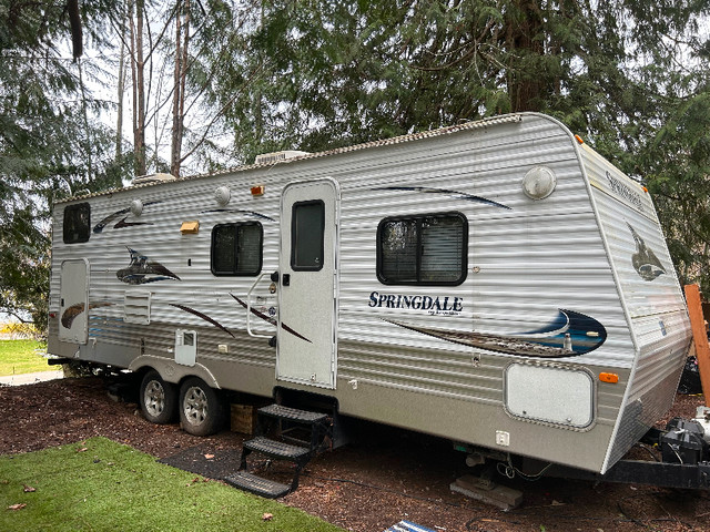 2011 26’x11’ Trailer, tiny home, *REDUCED PRICE in Travel Trailers & Campers in Campbell River