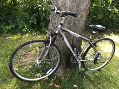 Norco Malahat Comfort Hybrid Bike 28" (700C) / Vélo hybride, View more