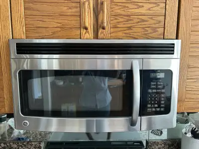 GE Microwave under cabinet mount, View more