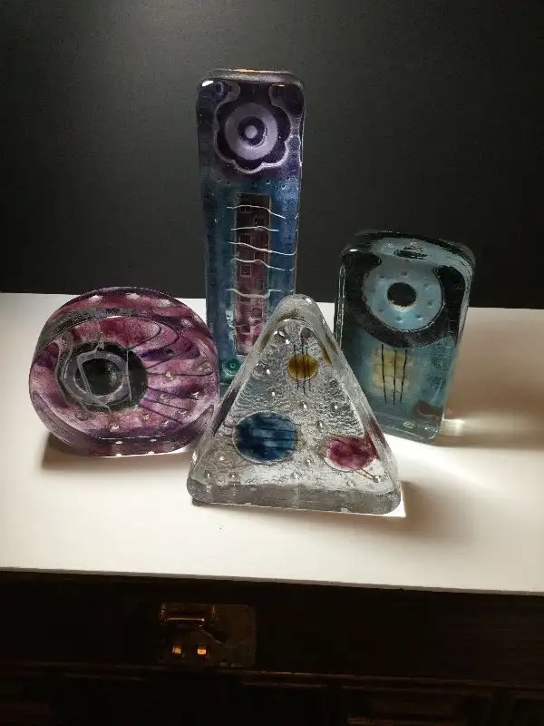 Caithness - Art Glass Object - Tall in Arts & Collectibles in Mississauga / Peel Region - Image 3