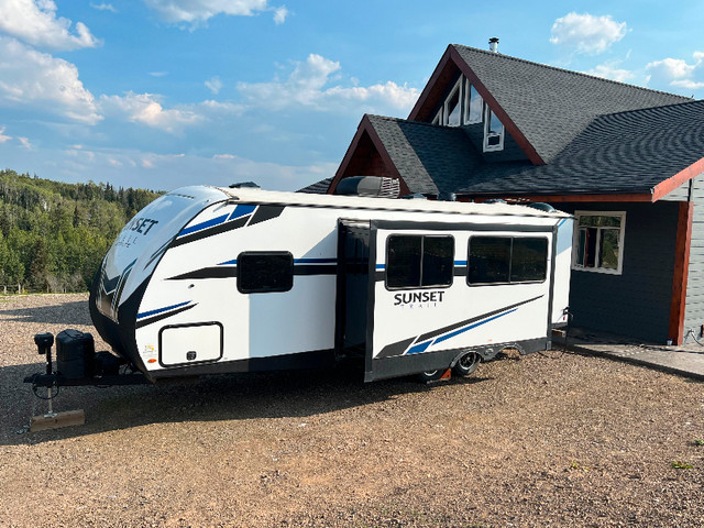2022 Keystone Sunset Trail bumper pull trailer for sale in RVs & Motorhomes in Smithers - Image 3