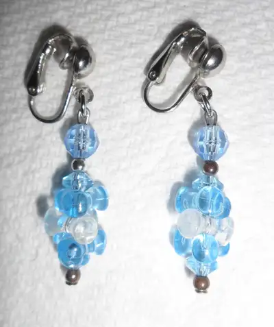 Vintage 50s/60s Clip-On Blue Plastic Bead Cluster Drop Earrings, View more