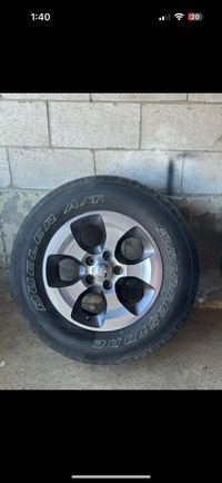 18 inch stock jeep wrangler tires with rims 