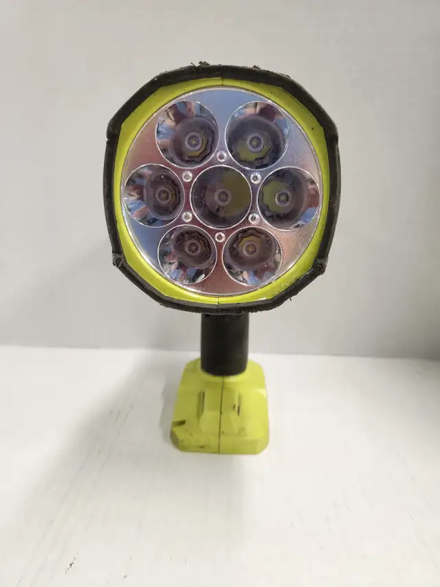RYOBI 18V ONE+ Cordless Dual Power LED Spotlight in Power Tools in Windsor Region - Image 4
