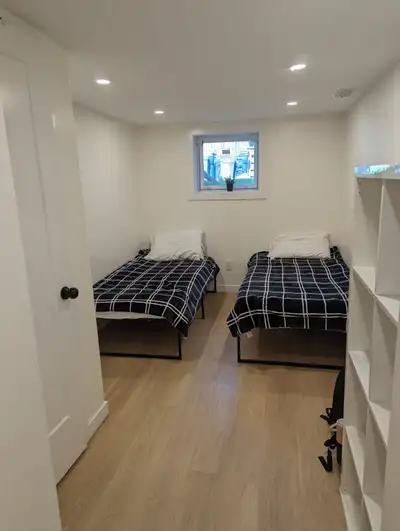 Sharing Room available for rent in an all female home. Ideal for a female student - $650 per month p...