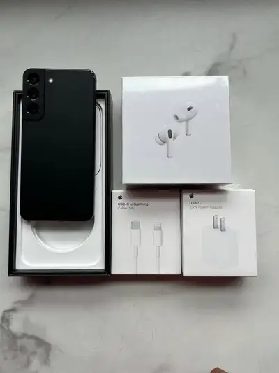 Samsung S21 128GB **Earbuds/Charger Set/Delivery**, View more