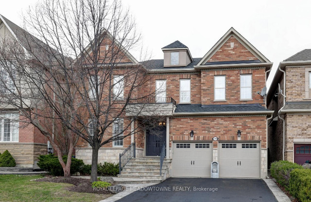 Located near Eglinton And 9th Line - Mississauga in Houses for Sale in Oakville / Halton Region