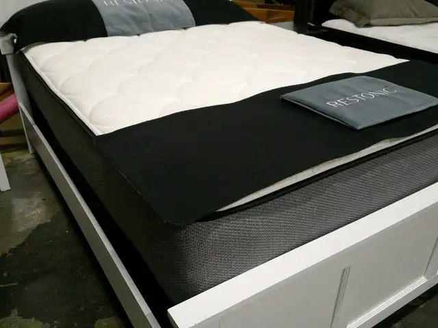 Queen 10 inch pocket coil mattress, MADE IN BC, NEW, in stock in Other in Tricities/Pitt/Maple - Image 4