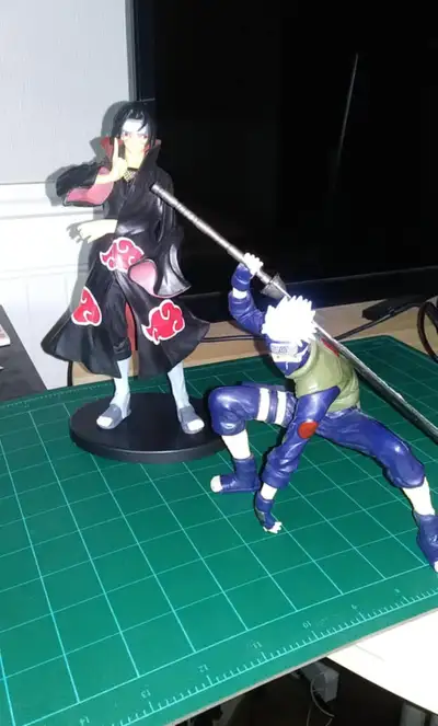 Naruto Display Figures Itachi Uchiha & Kakashi Hatake. Lower Quality Unofficial Figures. $12 For Eve...