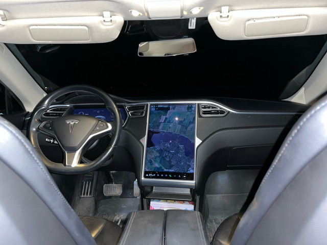 Tesla Model S 90 2014  dans Autos et camions  à Ville de Montréal