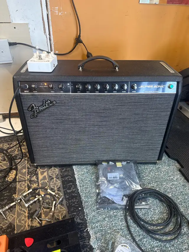 Fender Super Sonic 60 in Amps & Pedals in Muskoka - Image 2