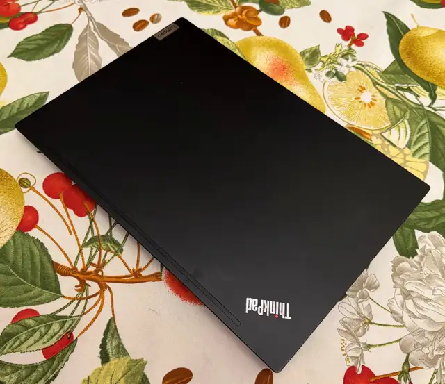 Lenovo ThinkPad L14 Laptop 256gb SSD 8gb Ram *FIRM PRICE*