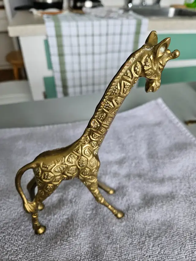 couple de giraffes in Arts & Collectibles in Edmundston - Image 6