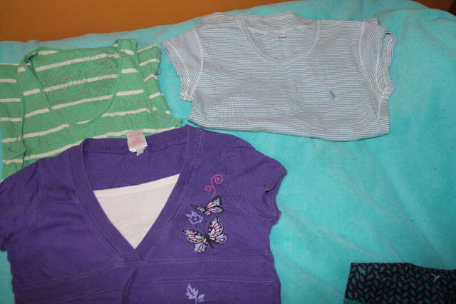 active wear women's small or girls 14 in Women's - Other in Oshawa / Durham Region - Image 4