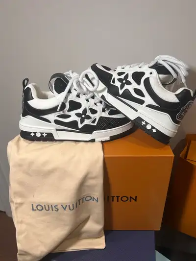 LV SKATE BLACK AND WHITE, View more