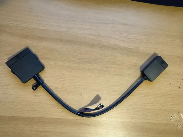 Samsung One Connect Cable in Video & TV Accessories in City of Montréal - Image 2