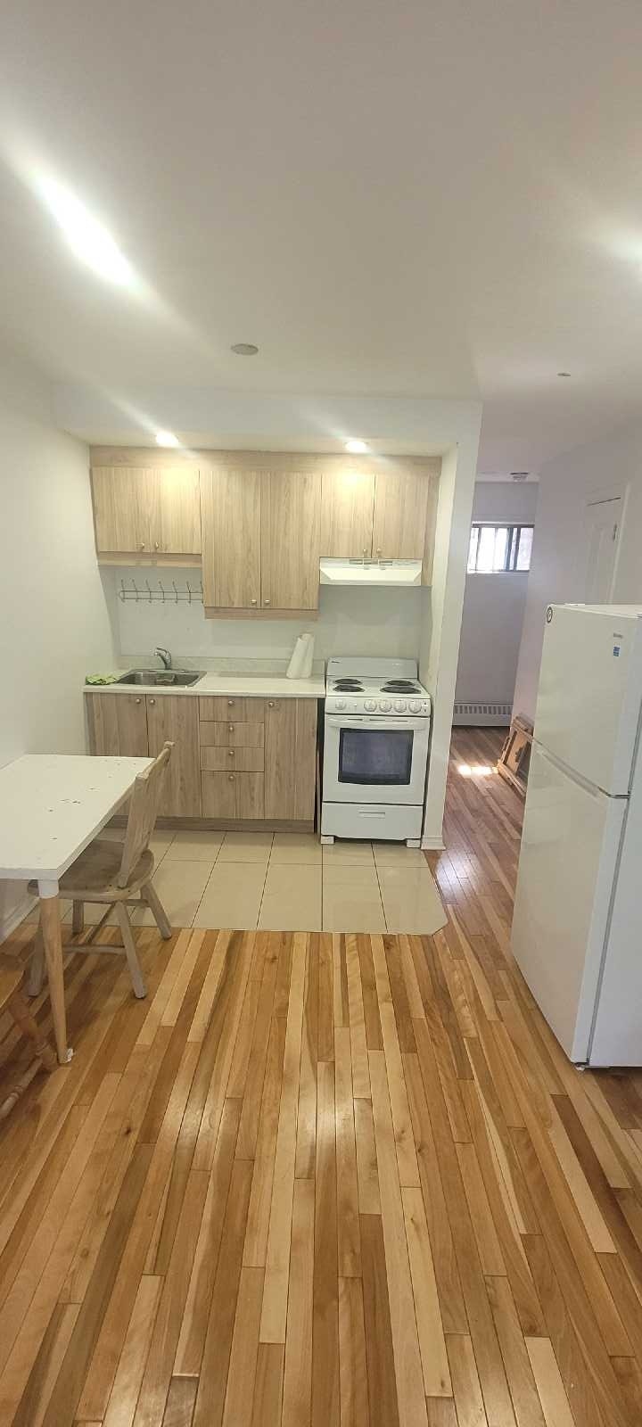 1122 Rue Villeray — photo 3