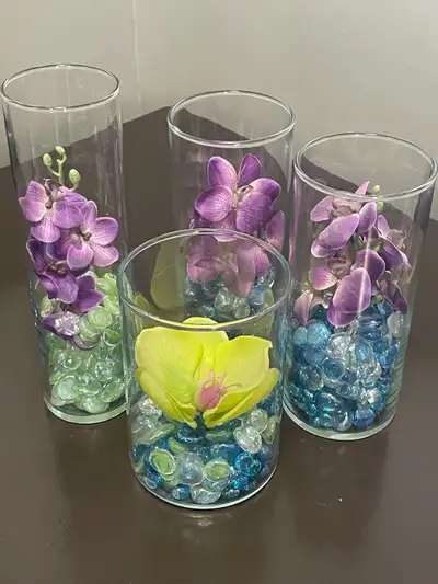SET OF 4 GLASS VASES WITH CRYSTALS & FLOWERS , View more