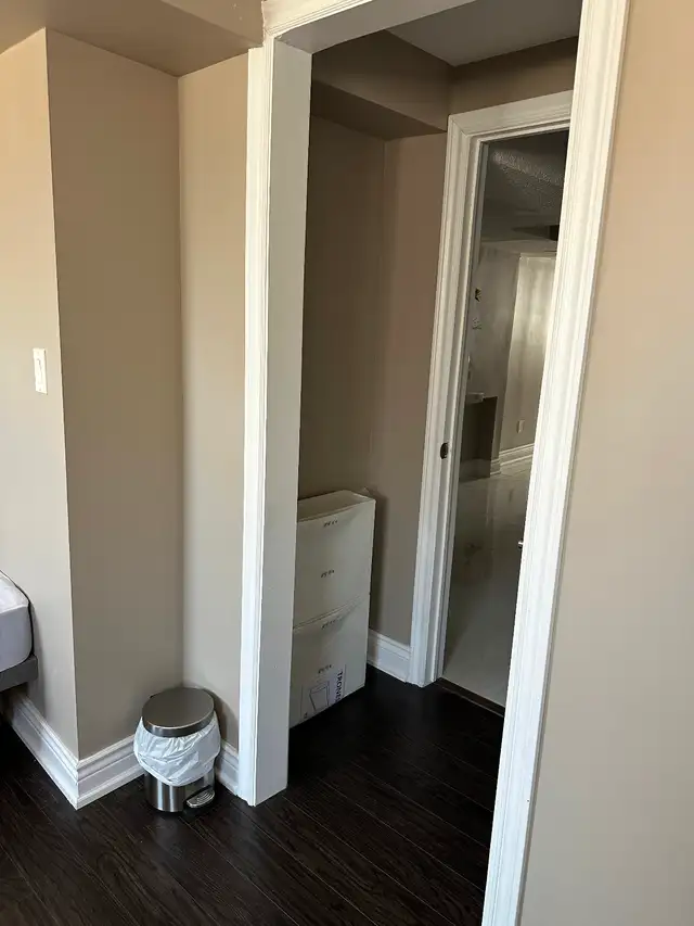 ROOM FOR RENT in Room Rentals & Roommates in City of Toronto - Image 15