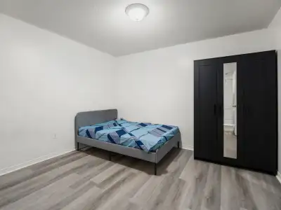 1 Room available for a Female Student Only. We have an All Female Student housing arrangement. Avail...