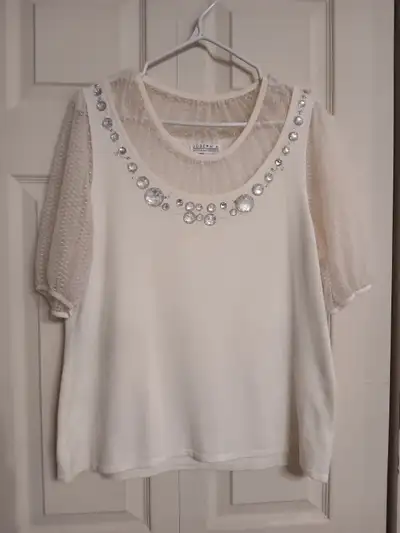 Joseph A jewel neck dotted sheer short sleeve blouse, size XL, View more