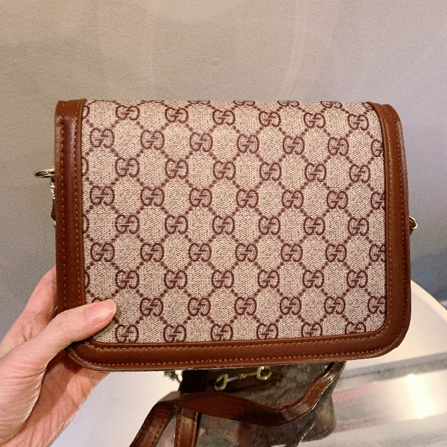 New Gucci Horsebit 1955 inspired shoulder bag purse in Women's - Bags & Wallets in Markham / York Region - Image 3