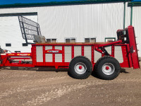 Hagedorn 5290V Manure Spreader