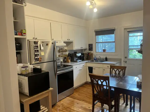 Ahuntsic CESSION DE BAIL- grand 4 ½ -RDC , DISPO Novembre in Long Term Rentals in City of Montréal - Image 4