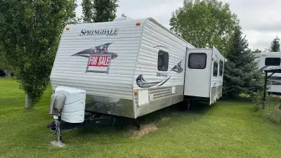 2012 Keystone Springdale RK293 Travel Trailer Well-maintained 2012 Springdale RK293 travel trailer l...
