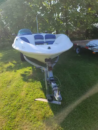Experience thrilling adventures on the water with this agile Sugar Sand Tango jet boat, perfect for...