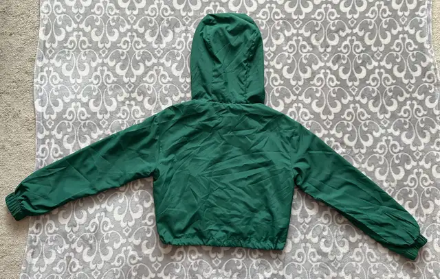 Urban Heritage Women’s Green Windbreaker Jacket  in Women's - Tops & Outerwear in Oshawa / Durham Region - Image 11