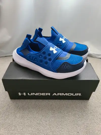 UNDER ARMOUR - youth running shoes (brand new), View more