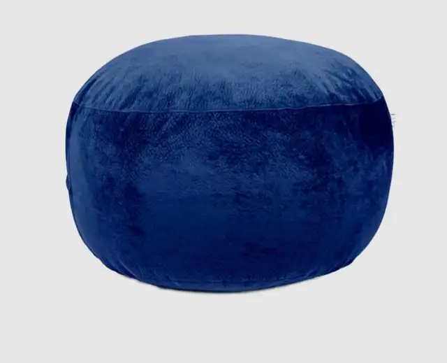 Very Large Bean Bag Chair in Chairs & Recliners in Mississauga / Peel Region - Image 2